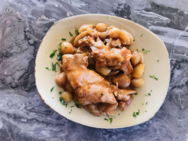 Κουνέλι στιφαδο