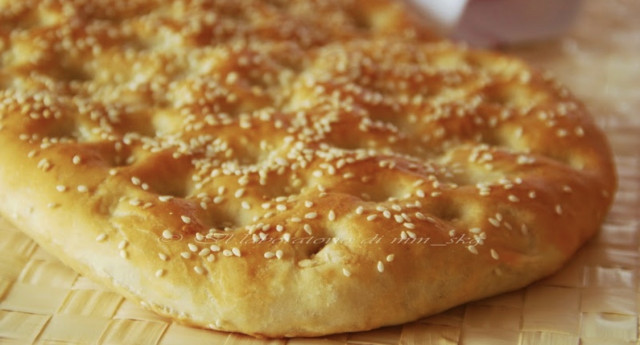 Μπουρεκακια με μελιτζανα κ φετα